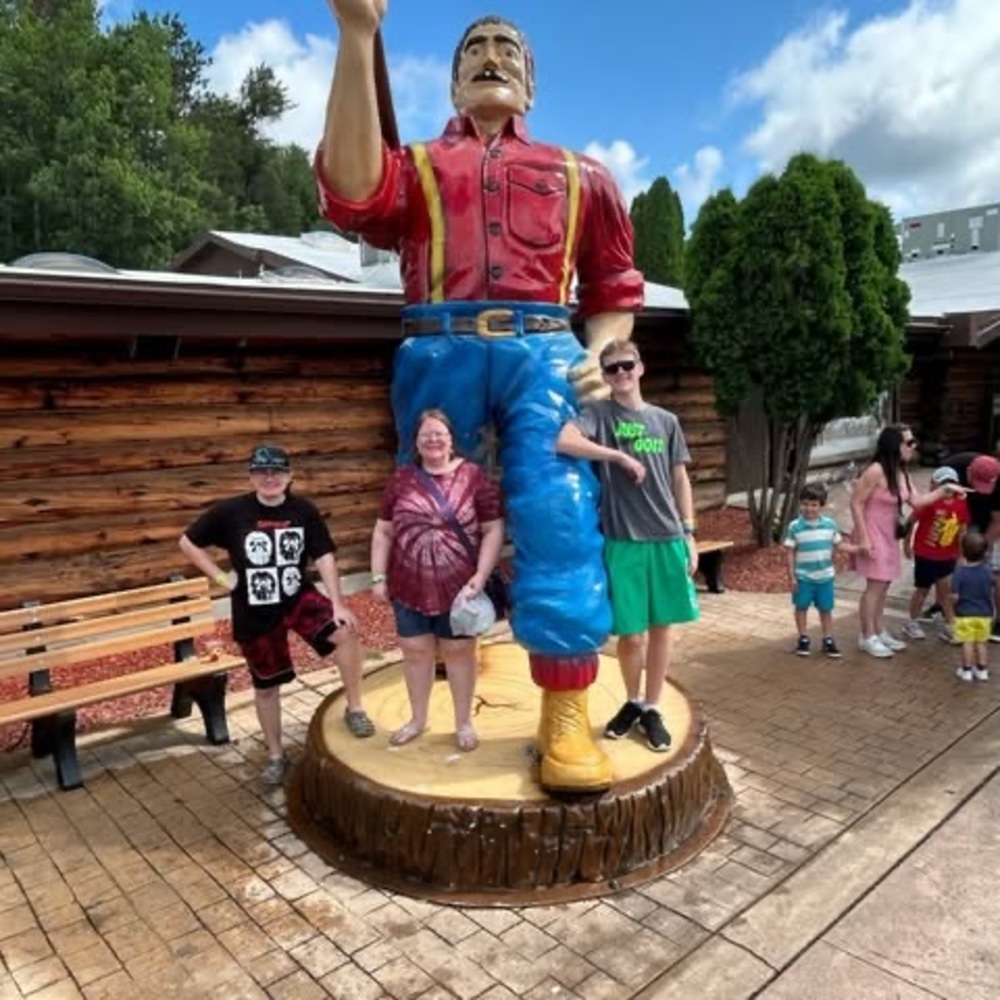 Meet your Posher, Amanda